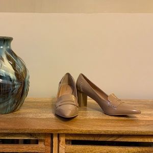Tahari Nude Patent Heels